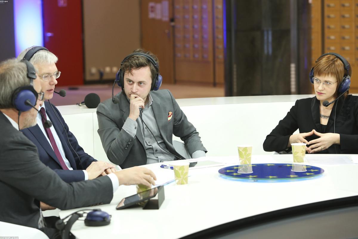 He desconectado mis fotos de Internet: así gestiono 20 años de recuerdos localmente