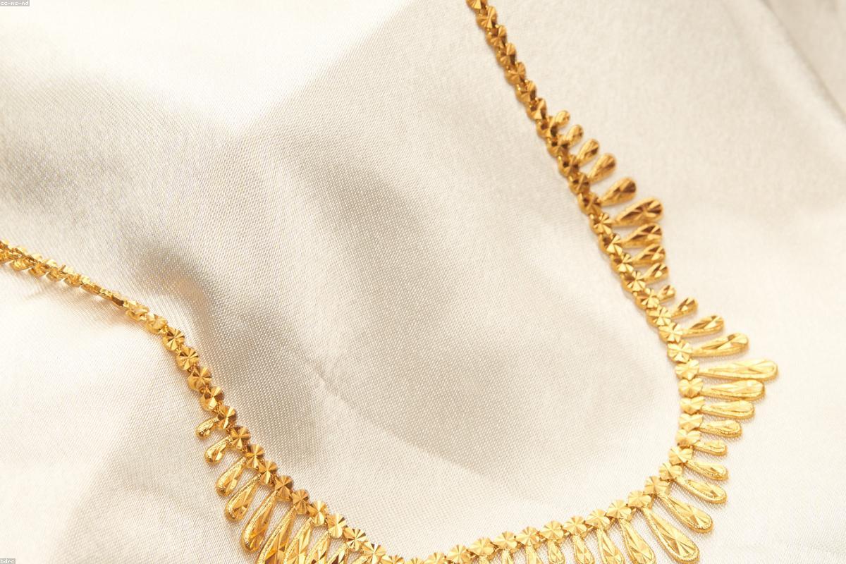 El archivo físico ha vuelto: por qué imprimo mis fotos y documentos importantes